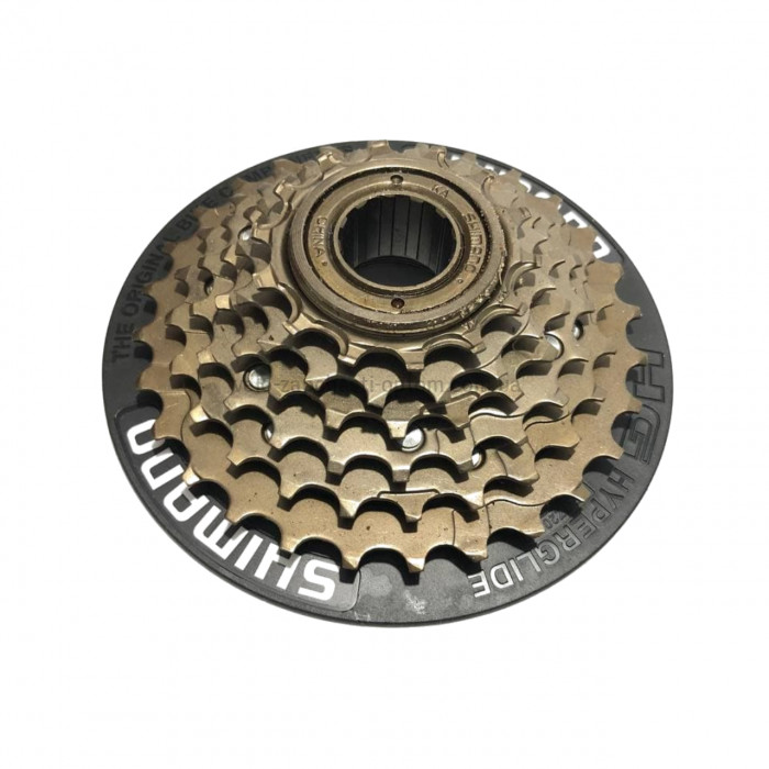 Тріскачка 6-ик 14-28 TZ20 із пластиковим захистом Shimano